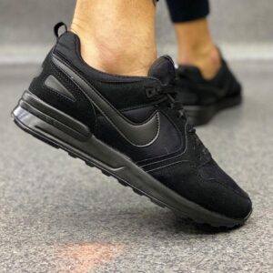 Nike 305 Siyah Spor Ayakkabı